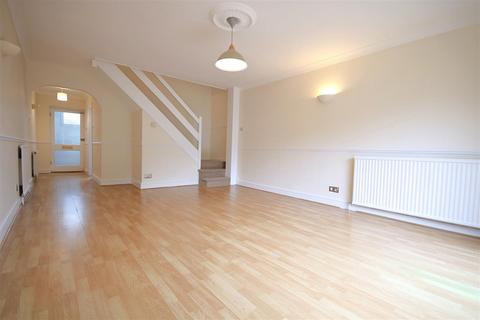 3 bedroom terraced house for sale, Brands Road, Slough