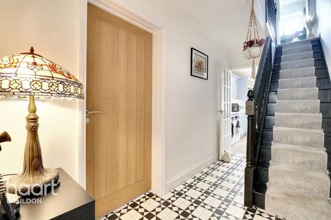 29 Alracks, Basildon, SS15 5HU