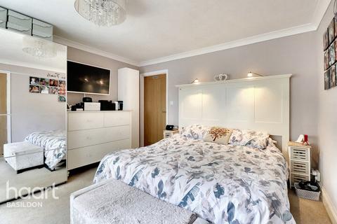 29 Alracks, Basildon, SS15 5HU