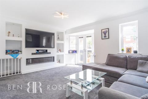 11 North Union View, Lostock Hall, Preston, PR5 5RF