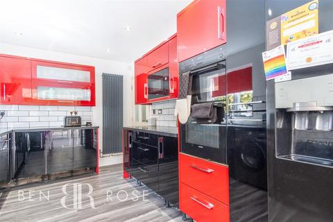 11 North Union View, Lostock Hall, Preston, PR5 5RF