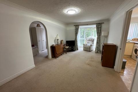 2 bedroom retirement property for sale, St. Christophers Gardens, Ascot SL5