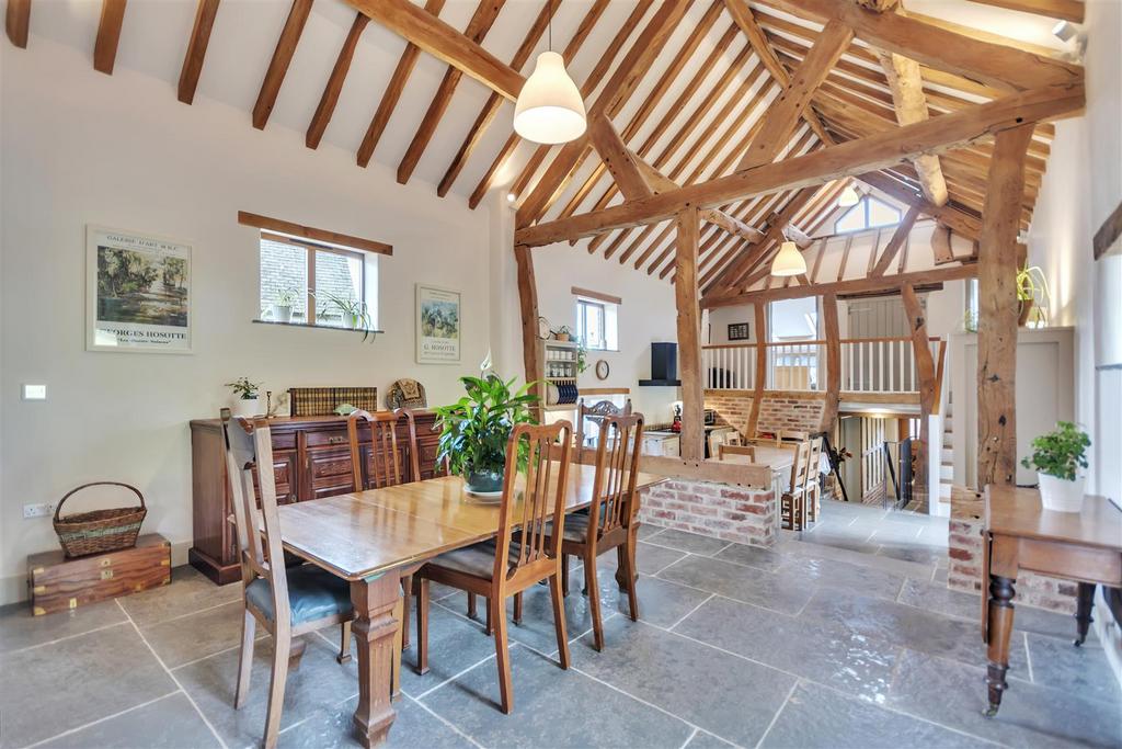 Open Plan Kitchen/Dining/Lounge Area