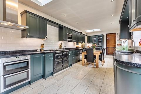 6 bedroom detached house for sale, Little London, Hampshire