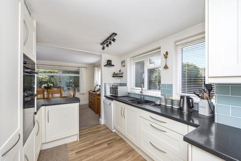 2 bedroom detached bungalow for sale, Beacon Road, Crowborough, TN6