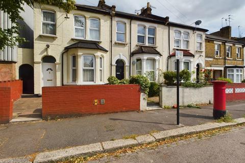 1 bedroom flat for sale, Wakefield Road, Tottenham, London