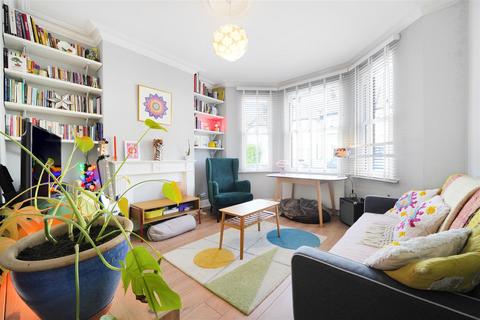 2 bedroom flat for sale, Ambleside Road, Willesden Junction, London