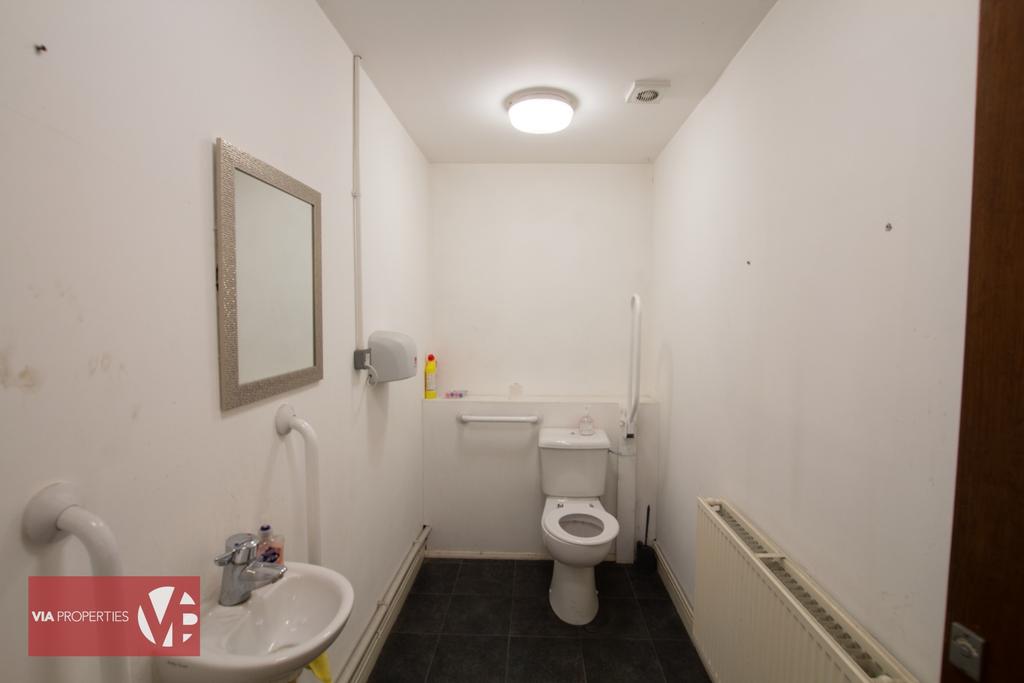 Photo 37