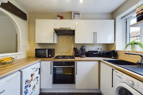 2 bedroom terraced house for sale, Woodpecker Way, Northampton, NN4