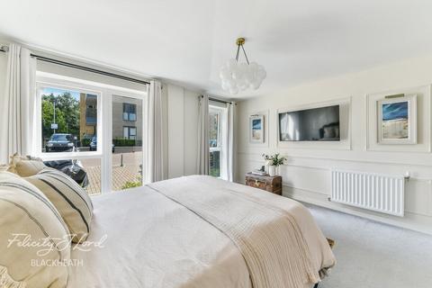 2 bedroom apartment for sale, 16 Bowen Drive, London