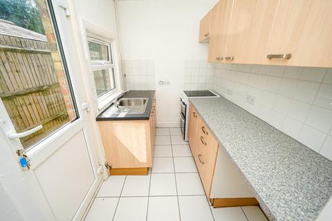 2 bedroom terraced house for sale, South Street, Leighton Buzzard