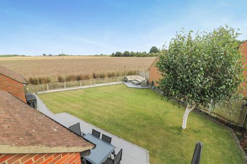 4 bedroom detached house for sale, Hawthorn Road, Hatfield Peverel