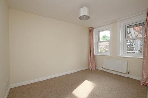 2 bedroom flat for sale, Silverdale Road, Eastbourne, BN20 7AY