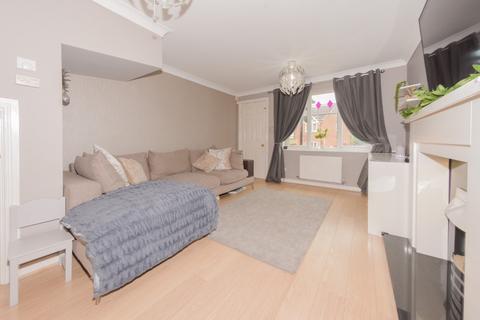 2 bedroom semi-detached house for sale, Millbeck Approach, Morley, Leeds