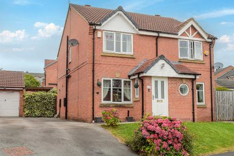 2 bedroom semi-detached house for sale, Millbeck Approach, Morley, Leeds