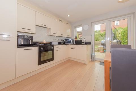 2 bedroom semi-detached house for sale, Millbeck Approach, Morley, Leeds