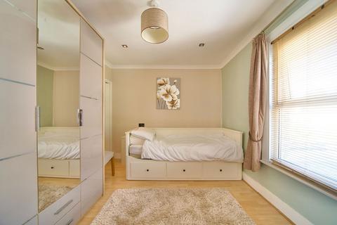 60 Stewart Road, London, E15 2BB