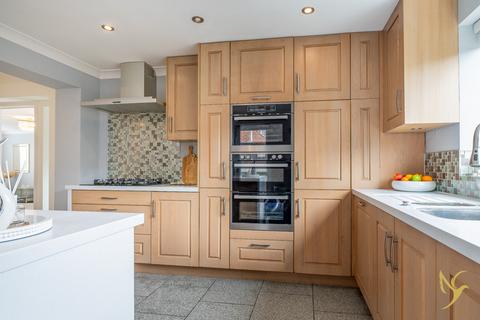 1 Alberta Close, Lower Wick, Worcester, WR2 4XJ