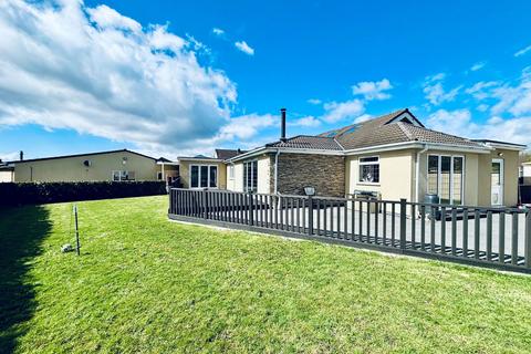 7 bedroom detached bungalow for sale, London Road, Bristol BS30