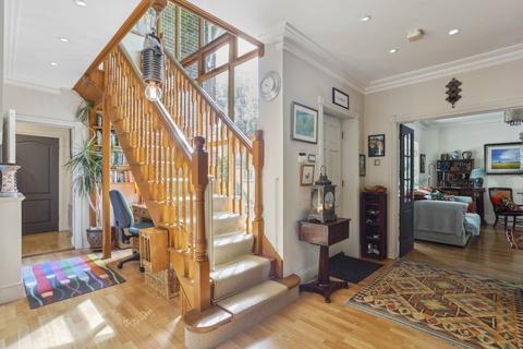 15 Hazel Grove, Kingwood, Henley-on-thames, RG9 5NH