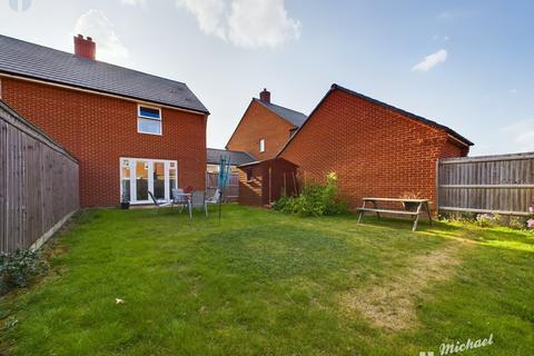 3 bedroom semi-detached house for sale, Coronet Road, Kingsbrook, Aylesbury, Buckinghamshire