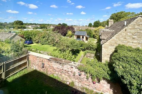 4 bedroom detached house for sale, Fraziers Folly, Siddington