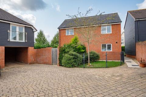 3 bedroom detached house for sale, Portland Close, Andover, SP11