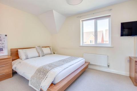 3 Cherryfields, Amersham, HP6 6FL