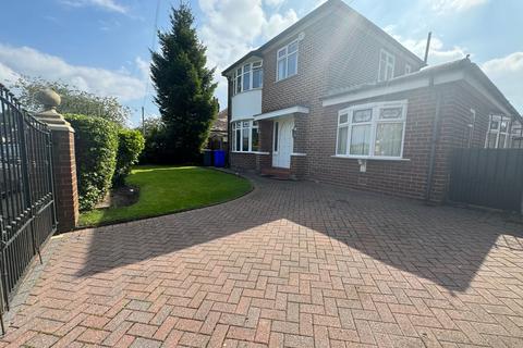 4 bedroom detached house for sale, Redburn Road, Manchester, M23