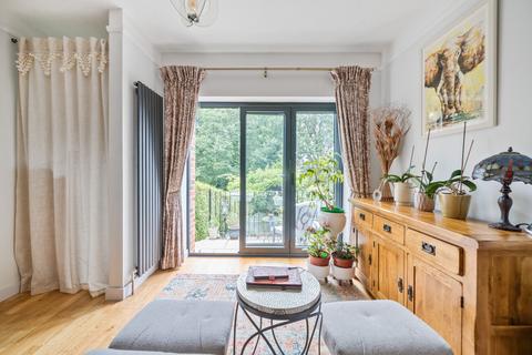 4 Fairview Terrace, Headley, Bordon, GU35 8DH