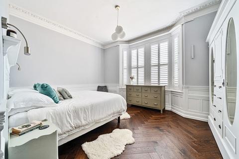 Flat D, 57 Frant Road, Tunbridge Wells, TN2 5LE