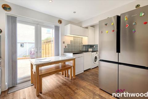 33 Hayes Close, Chelmsford, CM2 0RN