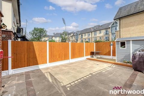 33 Hayes Close, Chelmsford, CM2 0RN