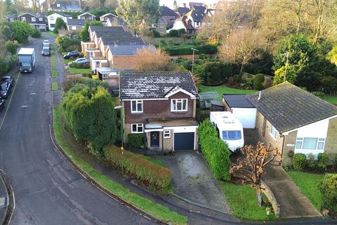 4 bedroom detached house for sale, Sergison Close, Haywards Heath, RH16