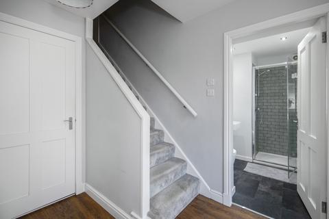 21 Buckstone Crescent, Edinburgh, EH10 6PJ