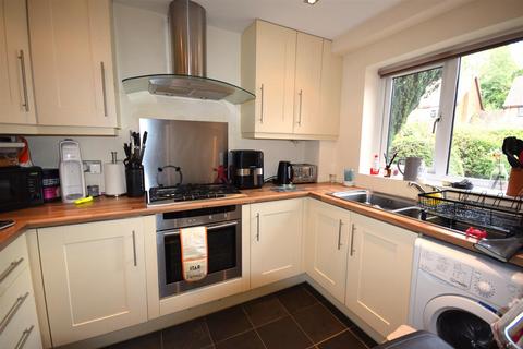 3 bedroom semi-detached house for sale, Broadlands Close, Bentley, Farnham