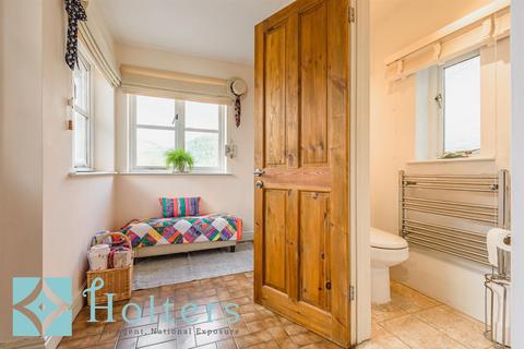 4 Ffrydd Road, Knighton, LD7 1DB