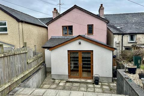 2 Meidrym Road, Llangeitho, Tregaron, SY25 6TN
