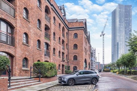 2 bedroom apartment for sale, Castle Quay, Manchester M15