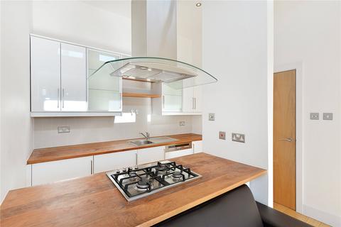 1 bedroom penthouse to rent, Saxon House, Shoreditch E1