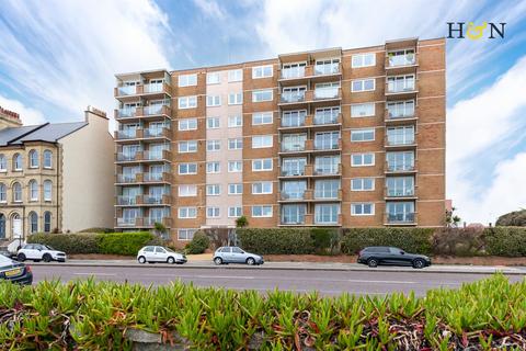 2 bedroom flat for sale, Kingsway, Hove BN3