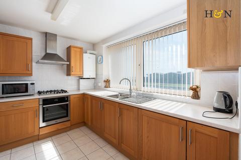 2 bedroom flat for sale, Kingsway, Hove BN3