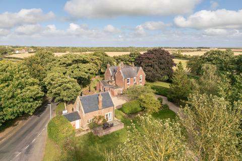 6 bedroom detached house for sale, Main Street, Ulrome, Driffield YO25