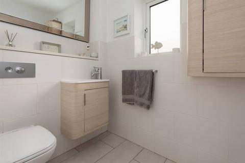23 Pier Avenue, Whitstable, CT5 2HQ