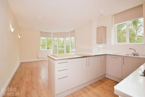 2 bedroom apartment to rent, Greenstede House Wood Street RH19