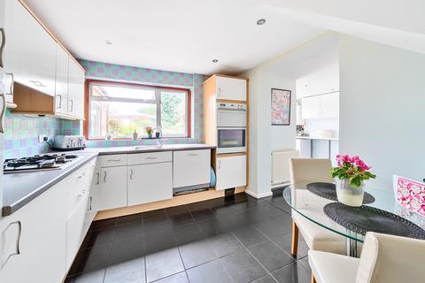 95 Briar Road, Shepperton, TW17 0JB