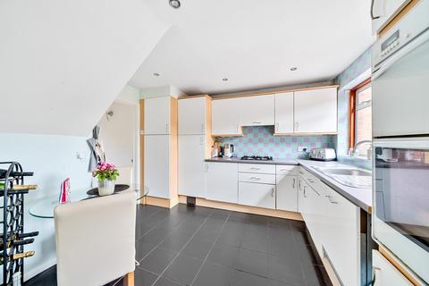 95 Briar Road, Shepperton, TW17 0JB