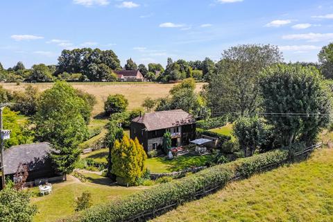 4 bedroom detached house for sale, Lower Street, Maidstone ME17