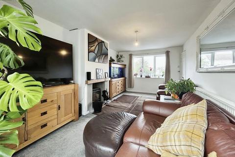 3 bedroom end of terrace house for sale, Whiteswood Lane , Gainsborough