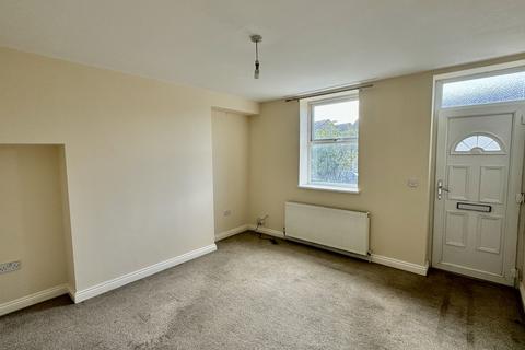 2 bedroom end of terrace house for sale, New Road Side, Leeds LS18